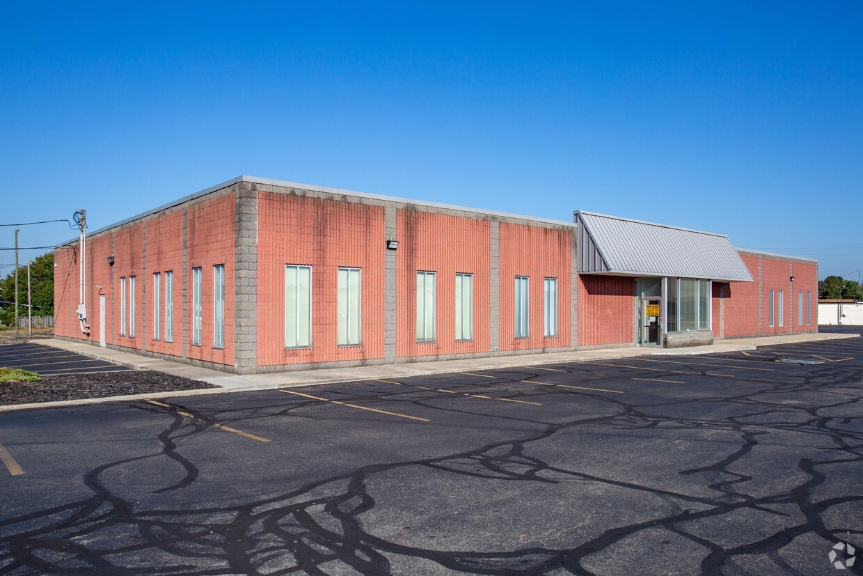 2026 W. Main St., Springfield, Ohio 45504, ,Office,For Lease,W. Main St.,1,1026